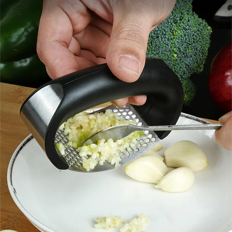 Stainless Steel Garlic Press & Crusher – Manual Handheld Mincer & Chopper