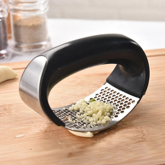 Stainless Steel Garlic Press & Crusher – Manual Handheld Mincer & Chopper